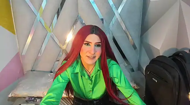 Snapshot of Georgina_Giio chatting on March 13, 11:51 am Georgina Giio online show from March 13, 11:51 am