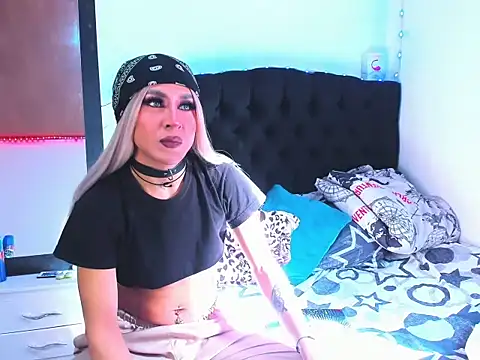 Snapshot of Georgina_Giio chatting on September 21, 8:47 pm Georgina Giio online show from September 21, 8:47 pm