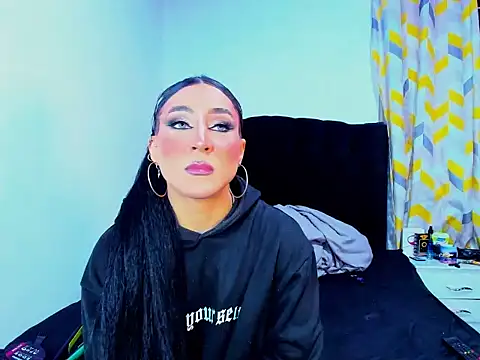 Georgina Giio online show from November 13, 8:23 am