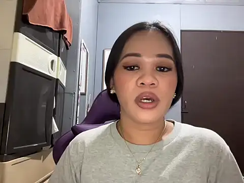 Snapshot of SophiaCourthaway chatting on September 30, 4:07 pm SophiaCourthaway online show from September 30, 4:07 pm