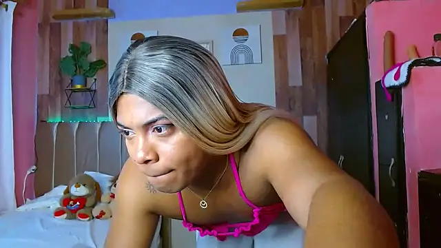 electrabrowns online show from October 15, 3:45 pm