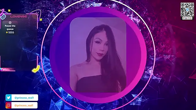 Snapshot of princess0303 chatting on September 9, 4:44 am princess0303 online show from September 9, 4:44 am