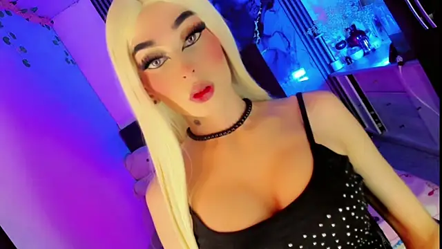 Snapshot of Irina_milkmaid chatting on September 21, 9:20 pm Irina milkmaid online show from September 21, 9:20 pm
