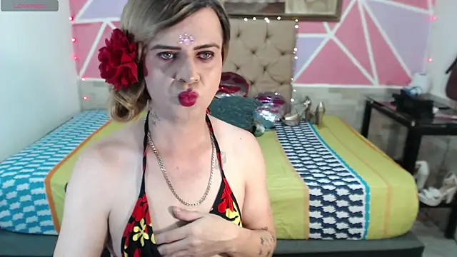 Snapshot of Dolldirtyxxx chatting on March 15, 3:05 am Dolldirtyxxx online show from March 15, 3:05 am