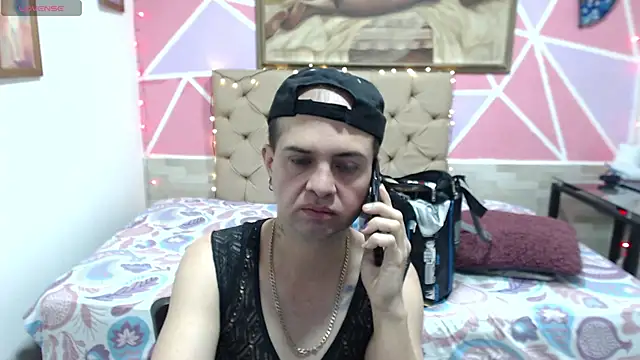 Snapshot of Dolldirtyxxx chatting on March 16, 1:34 am Dolldirtyxxx online show from March 16, 1:34 am