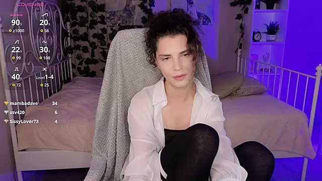 Snapshot of DamienLake chatting on September 27, 9:13 pm DamienLake online show from September 27, 9:13 pm