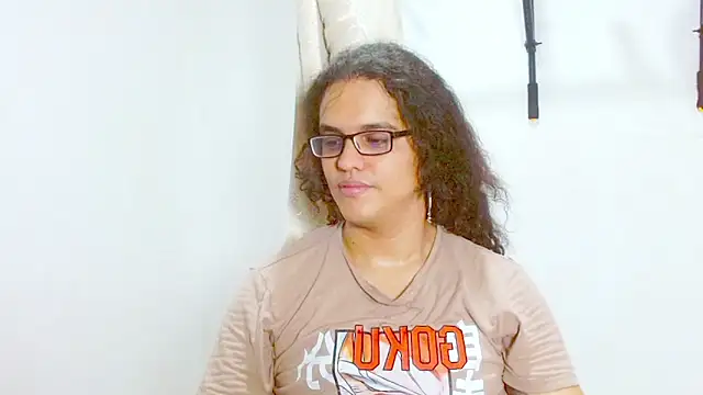 Snapshot of Diane_blossom chatting on March 14, 6:23 pm Diane blossom online show from March 14, 6:23 pm