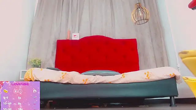 katha Crawford online show from October 14, 7:25 pm