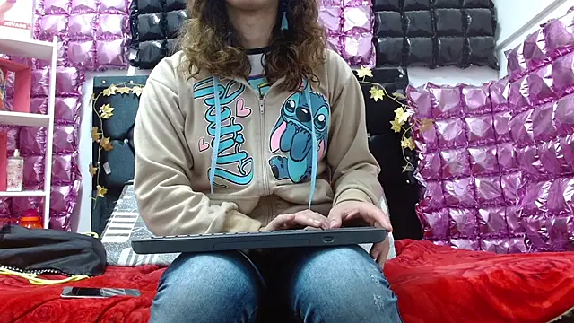 Snapshot of poisondost_hot chatting on September 10, 11:20 am poisondost hot online show from September 10, 11:20 am