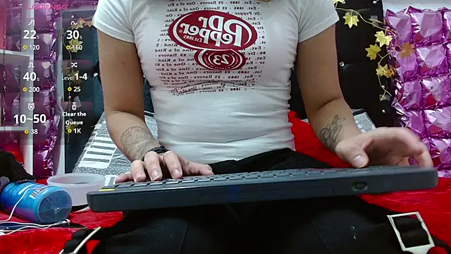 Snapshot of poisondost_hot chatting on September 23, 11:37 am poisondost hot online show from September 23, 11:37 am