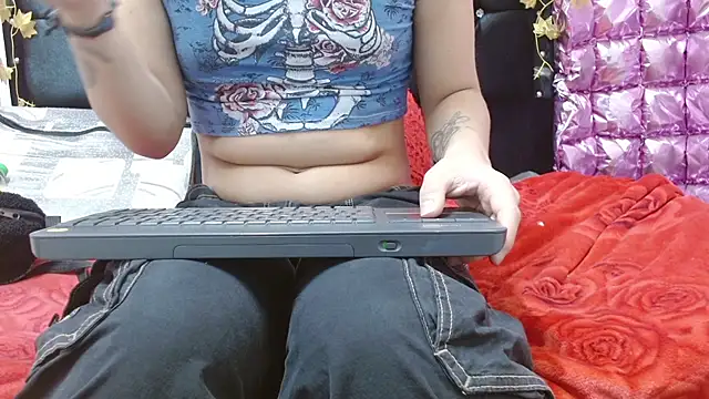 poisondost hot online show from November 11, 4:09 pm