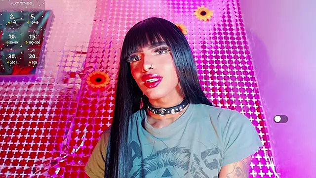 Snapshot of jymena_xxx chatting on March 6, 12:48 am jymena xxx online show from March 6, 12:48 am