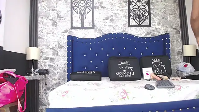 Snapshot of miha_sex91 chatting on October 9, 7:15 pm miha sex91 online show from October 9, 7:15 pm