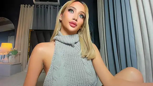 KylieSonique online show from February 27, 5:02 am