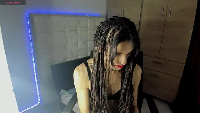 Snapshot of Maite_Wings chatting on March 2, 1:20 pm Maite Wings online show from March 2, 1:20 pm