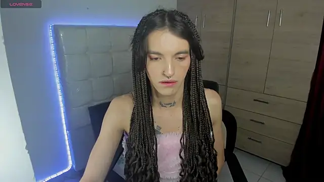 Snapshot of Maite_Wings chatting on March 3, 11:49 am Maite Wings online show from March 3, 11:49 am
