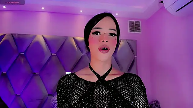 Snapshot of Nina_Keyli chatting on October 2, 7:46 pm Nina Keyli online show from October 2, 7:46 pm