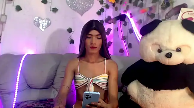 Snapshot of KimberlyXtreme chatting on March 17, 4:36 am KimberlyXtreme online show from March 17, 4:36 am