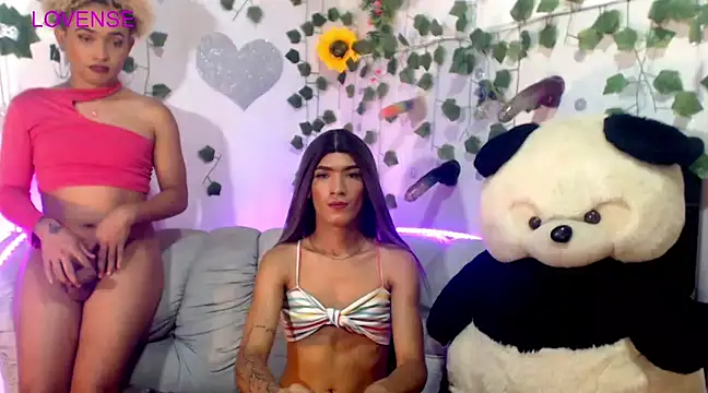 Snapshot of KimberlyXtreme chatting on March 20, 3:58 pm KimberlyXtreme online show from March 20, 3:58 pm