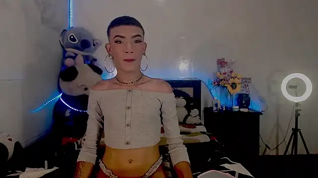 Snapshot of KimberlyXtreme chatting on September 10, 2:21 am KimberlyXtreme online show from September 10, 2:21 am
