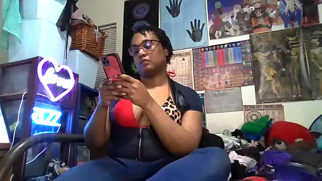 GardeniaFields online show from October 27, 7:27 am