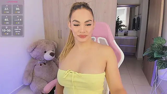 Snapshot of Saammy_19 chatting on October 2, 1:11 pm Saammy 19 online show from October 2, 1:11 pm
