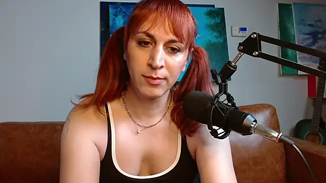 ChewyCandy online show from October 29, 11:58 pm