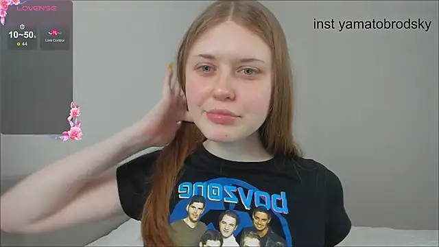 Snapshot of YamatoBrodsky chatting on September 30, 6:02 am YamatoBrodsky online show from September 30, 6:02 am