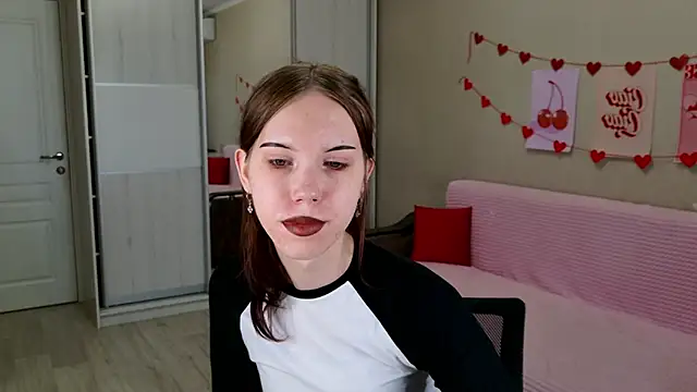 Snapshot of Pussy_Without_pussy chatting on March 21, 5:00 am Pussy Without pussy online show from March 21, 5:00 am