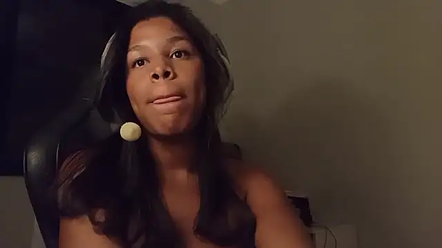 Snapshot of cammydebora chatting on September 24, 2:39 am cammydebora online show from September 24, 2:39 am