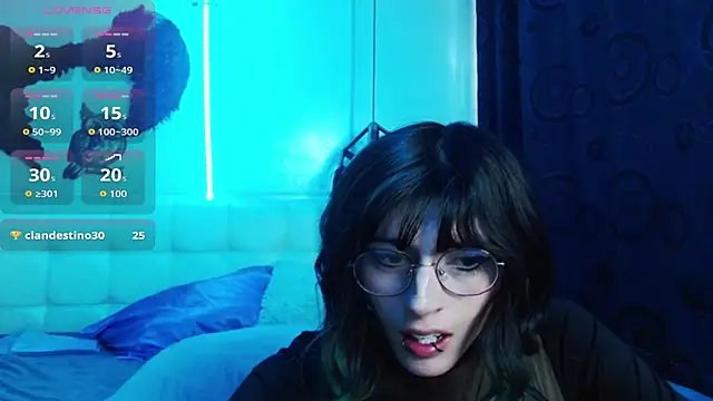 Snapshot of goth_minerva chatting on September 19, 2:12 pm goth minerva online show from September 19, 2:12 pm