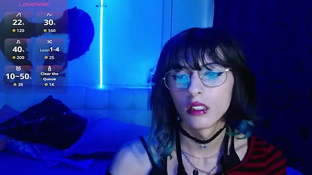Snapshot of goth_minerva chatting on September 23, 1:49 pm goth minerva online show from September 23, 1:49 pm