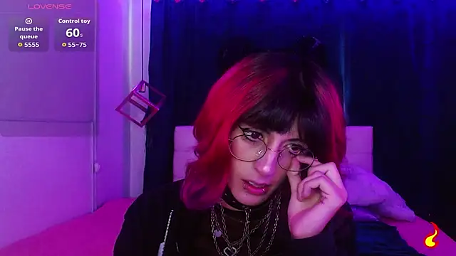 goth minerva online show from October 12, 2:30 pm