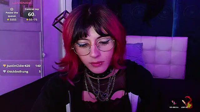 goth minerva online show from October 18, 2:21 pm