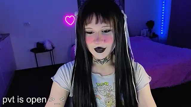 your little eva online show from September 10, 5:45 pm