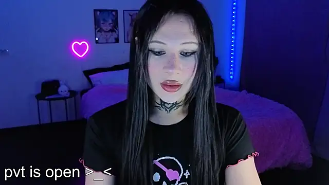 your little eva online show from September 22, 8:58 pm