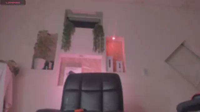 Snapshot of Chloe_cooperr chatting on September 23, 2:39 am Chloe cooperr online show from September 23, 2:39 am