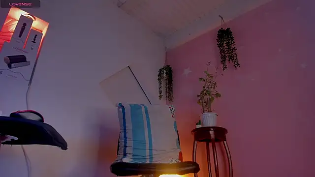 Chloe cooperr online show from October 11, 1:30 am