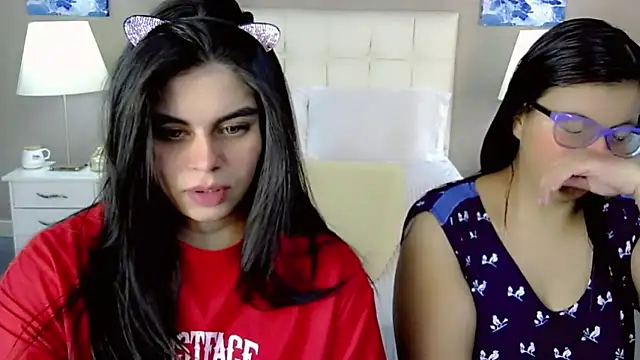 Snapshot of maddissonivanova chatting on October 6, 7:25 pm maddissonivanova online show from October 6, 7:25 pm