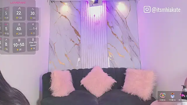 Snapshot of Mhiaa_Sweet chatting on September 19, 12:33 pm Mhiaa Sweet online show from September 19, 12:33 pm
