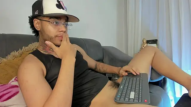 santi xximo online show from November 2, 2:20 am