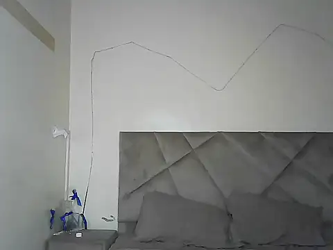 Snapshot of mrlolimirass chatting on September 20, 7:19 pm mrlolimirass online show from September 20, 7:19 pm