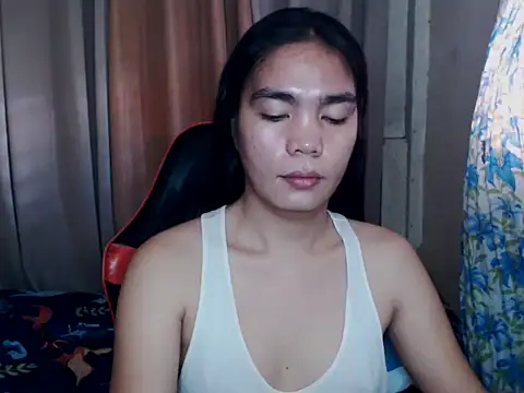 Snapshot of Simple_Martina chatting on September 28, 1:26 am Simple Martina online show from September 28, 1:26 am