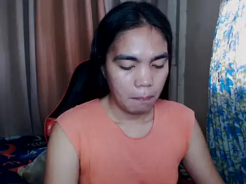 Snapshot of Simple_Martina chatting on October 1, 3:40 am Simple Martina online show from October 1, 3:40 am