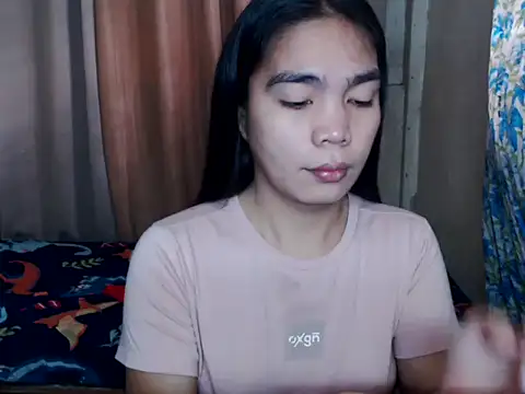 Snapshot of Simple_Martina chatting on October 8, 1:29 am Simple Martina online show from October 8, 1:29 am