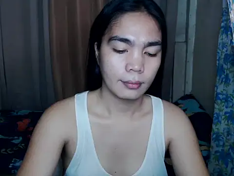 Snapshot of Simple_Martina chatting on October 10, 7:20 am Simple Martina online show from October 10, 7:20 am