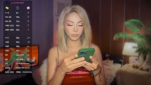 Snapshot of Miss_Ann69 chatting on September 18, 4:18 am Miss Ann69 online show from September 18, 4:18 am