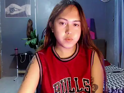 urtranspinay online show from November 28, 8:54 pm