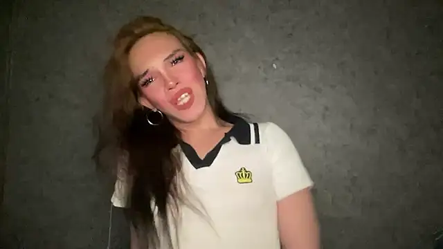 Misselliefayexxx online show from October 9, 12:39 pm