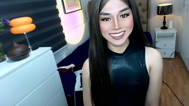 Snapshot of solana_imani chatting on October 1, 6:08 pm solana imani online show from October 1, 6:08 pm